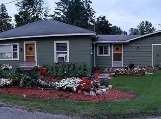 220 Sunshine Aly, Houghton Lake, MI 48629