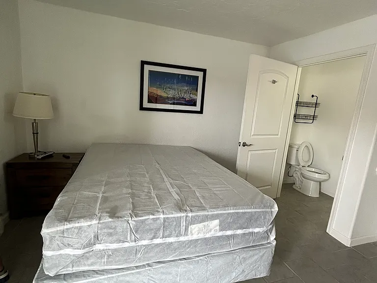 1302 N Date St #6 — Photo 1