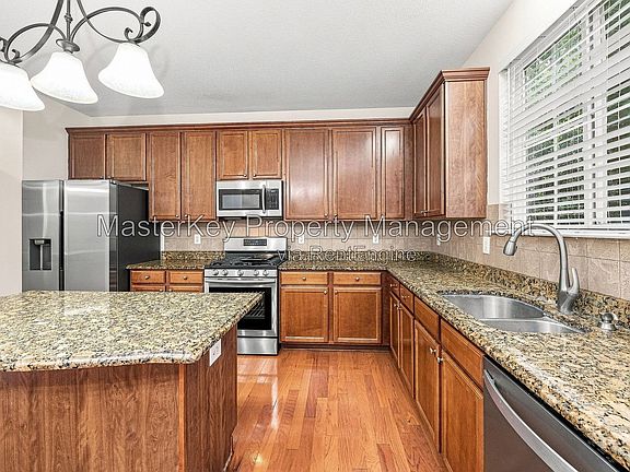 2nd image of 1150 Brookhill Way