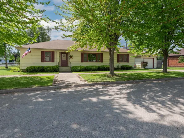 1900 13th Ave, Menominee, MI 49858