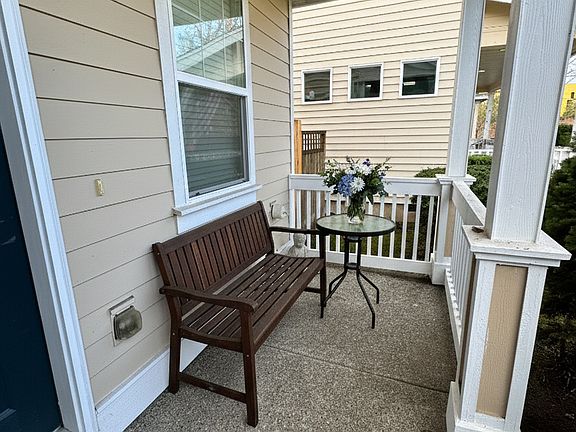 2nd image of 10188 NE Okanogan St