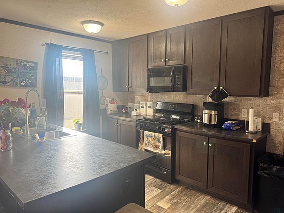 5th image of 833 E Duke St Lot 86