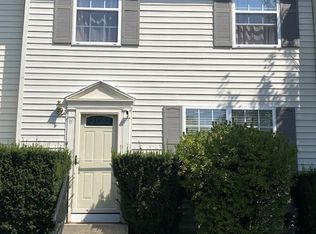 17 Forest Glen Ct, Reisterstown, MD 21136