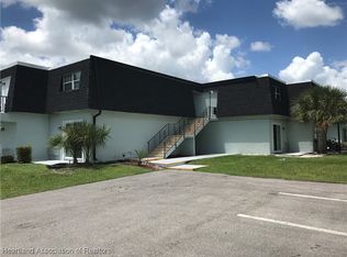 215 Golf Villas Ct NW, Lake Placid, FL 33852