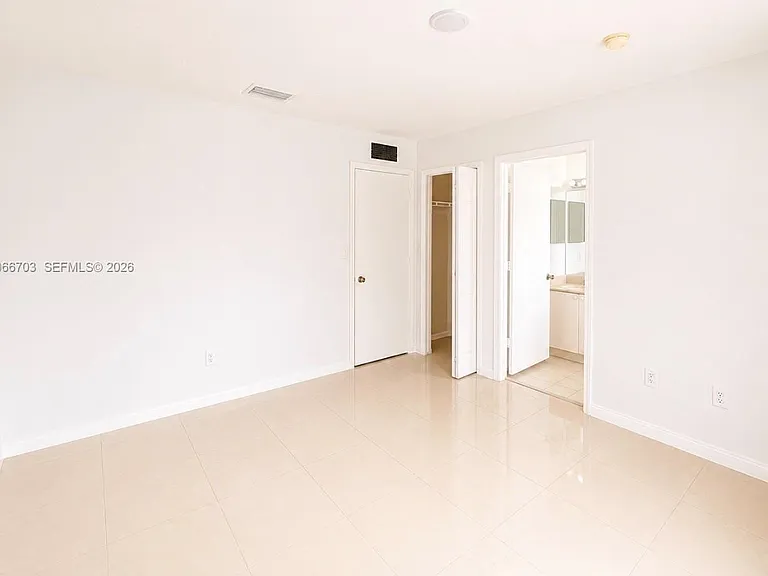 3007 SE 17th Ave #3007 — Photo 9