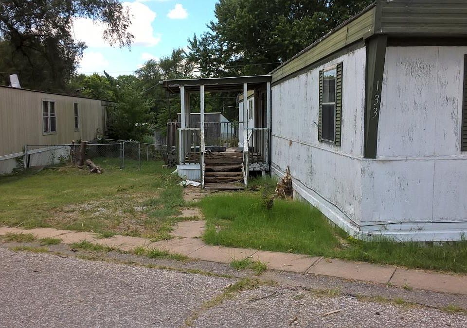 2nd image of 3201 E Macarthur Rd Lot 133