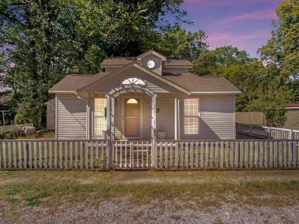 605 Schiffman St NE, Huntsville, AL 35801