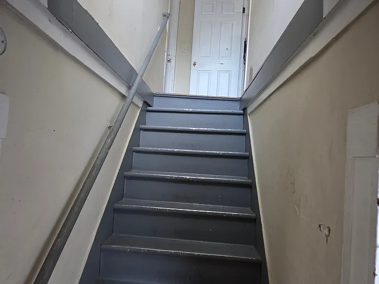 16 Valley St — Photo 10