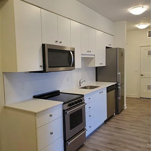 110 Fergus Ave #323 — Photo 7