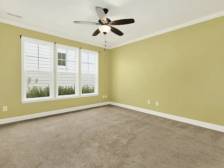 18 Cottage Knoll Cir — Photo 18