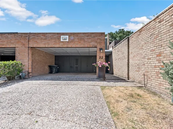 1522 Wolf Run, College Station, TX 77840
