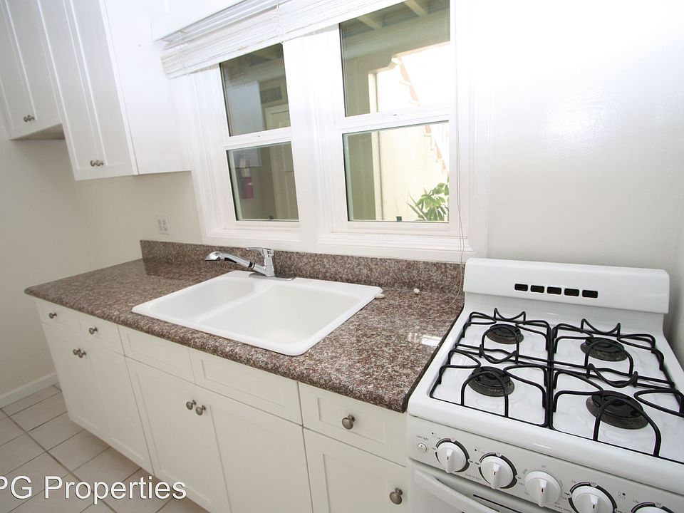 1st image of 111 Via Florence APT 8