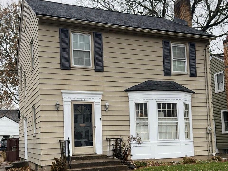 1st image of 632 Ottillia St SE