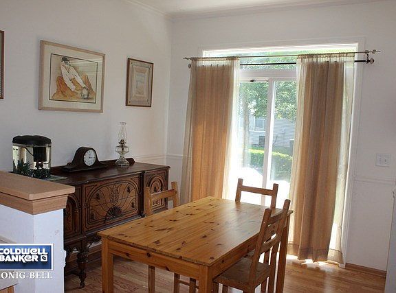 5th image of 1492 Waterside Dr #304-4
