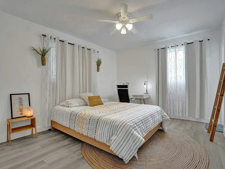 4111 SW 18th Ct #3/2 — Photo 12
