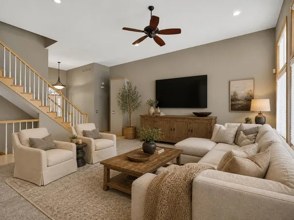 9101 Settlers Rd, Madison, WI 53717