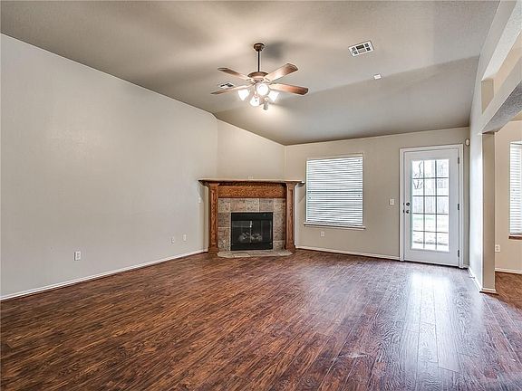 5th image of 116 Tecumseh Meadows Dr