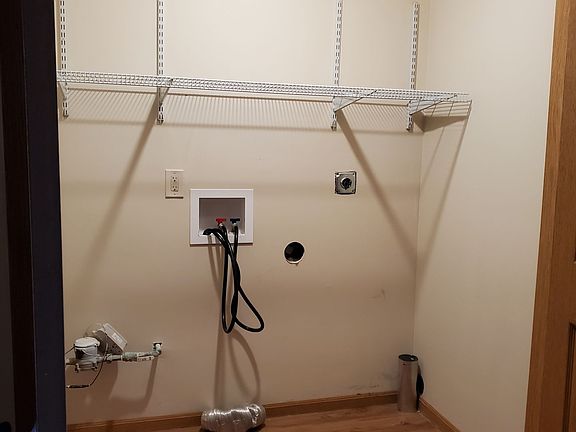 3rd image of 1501-1505 E 25th St #1505-D