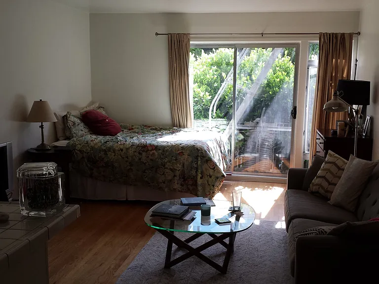 1223 Kearny St #2 — Photo 6