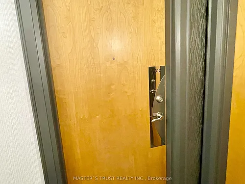 4968 Yonge St #3312 Photo 1