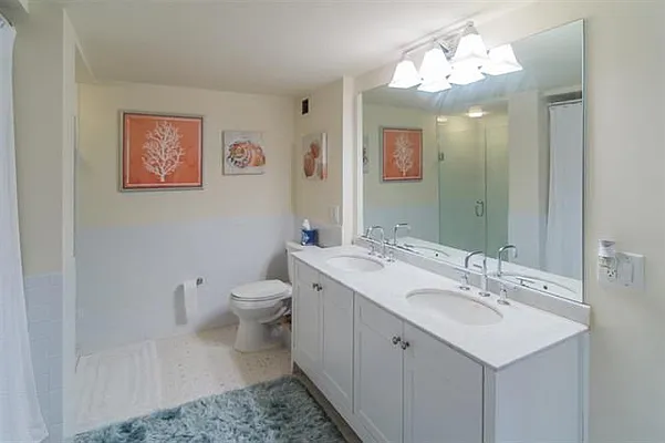 Sold by Century 21 Innovative Realty | media 45