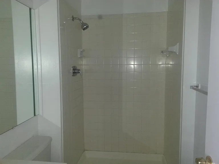 3203 Poolside Dr — Photo 8