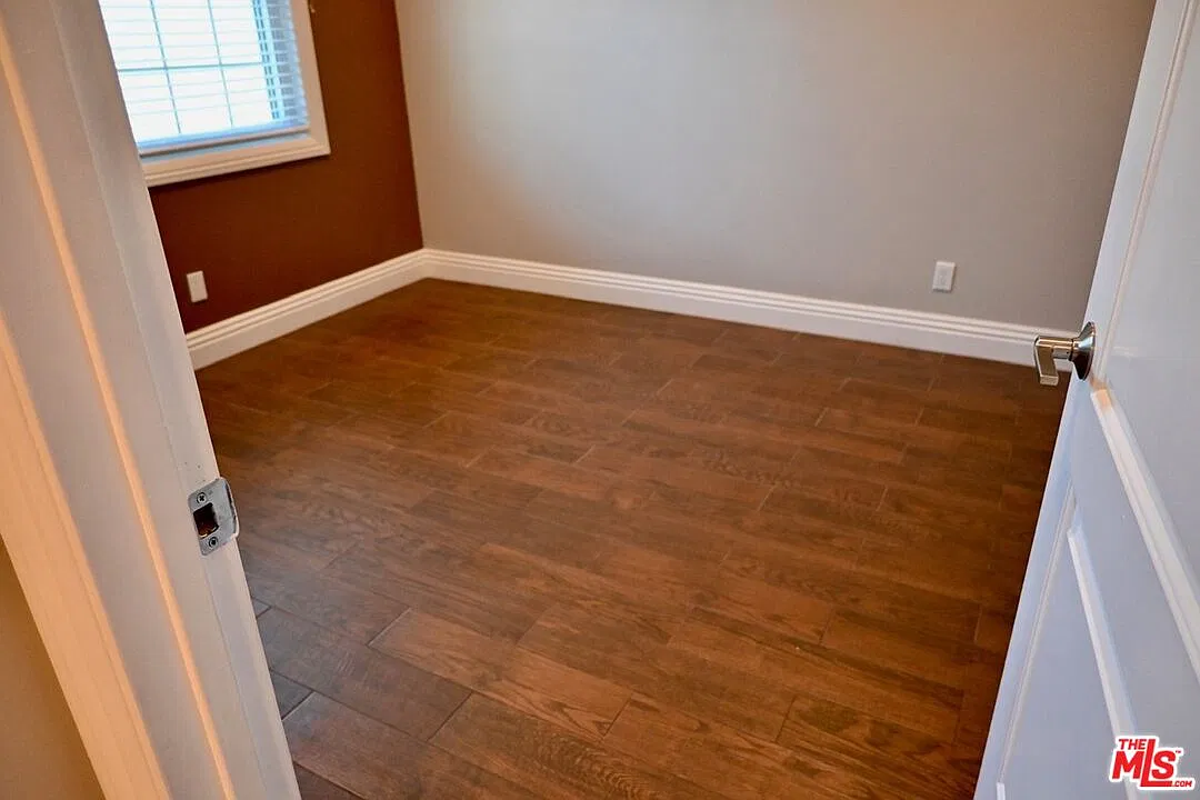 4 bed, 2.0 bath, 1350 sqft, $4,700 — Photo 4