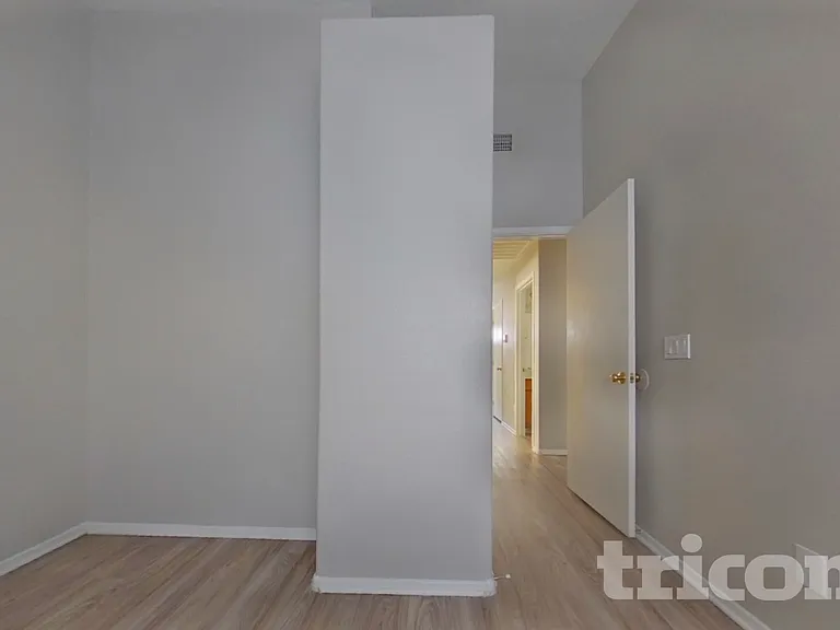 16169 W Buchanan St — Photo 25