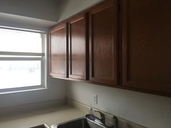3rd image of 100 Pierson Miller Dr APT C43