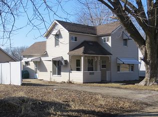405 N High St, Milton, IA 52570