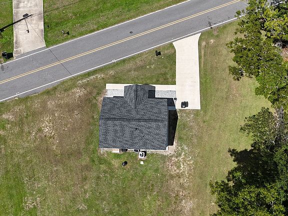 5th image of 403 Auburn Rd