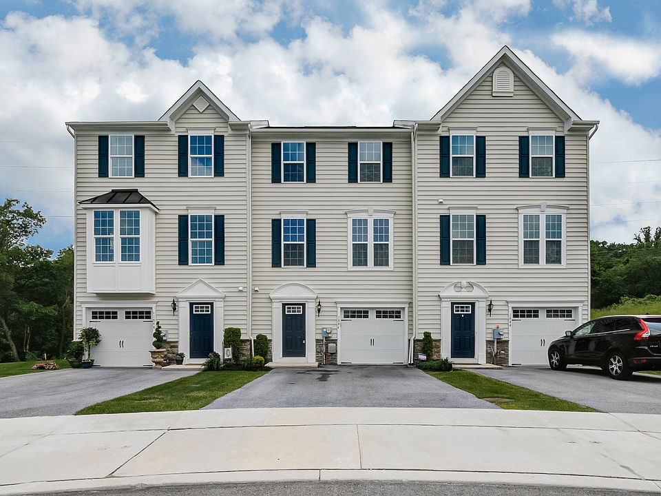 1st image of 1846 Honeysuckle Ct