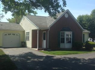 2 Farnworth Close, Freehold, NJ 07728