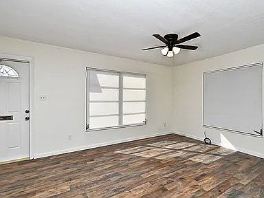 3rd image of 9 Hamlin Ct #9