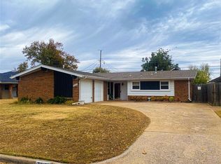 7513 NW 25th St, Bethany, OK 73008