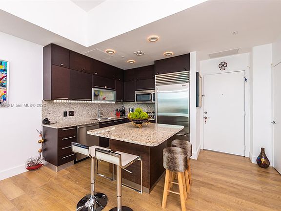 4th image of 950 Brickell Bay Dr APT 5408