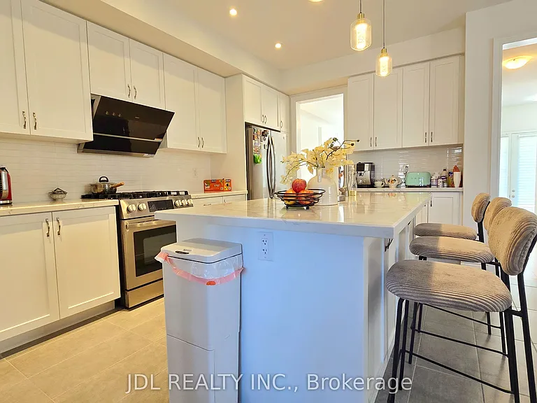 87 Albert Newell Dr — Photo 10
