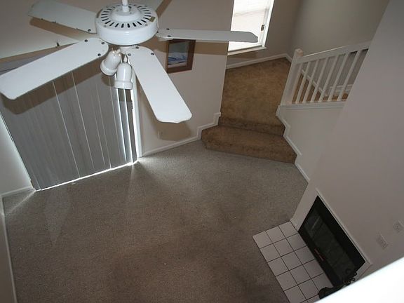 4th image of 867 Little Bay Ave APT 2