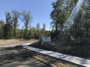 LOT 20 Turning Leaf Rd, Ludlow, MA 01056