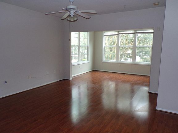 2nd image of 60 Fenwick Hall Aly APT 921