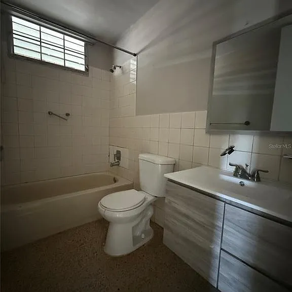 E-20 Calle 4 Santa Rosa — Photo 6