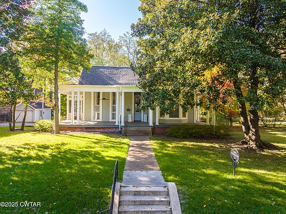 5th image of 233 N Grand Ave