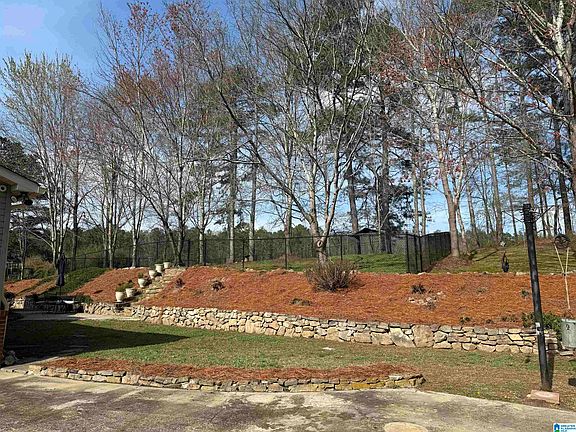 2nd image of 91 Hilltop Rd