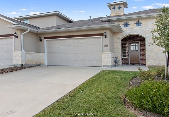 2nd image of 1746 Heath Dr