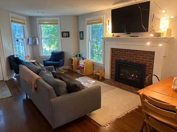 11 Parley Ave APT D, Jamaica Plain, MA 02130