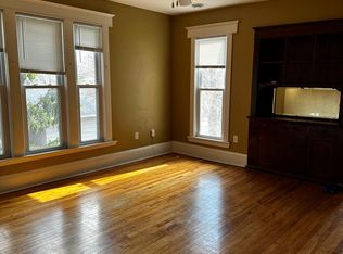 910 University Ave NE APT 4, Minneapolis, MN 55413
