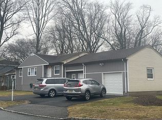 6 Vail Rd, Lake Hiawatha, NJ 07034