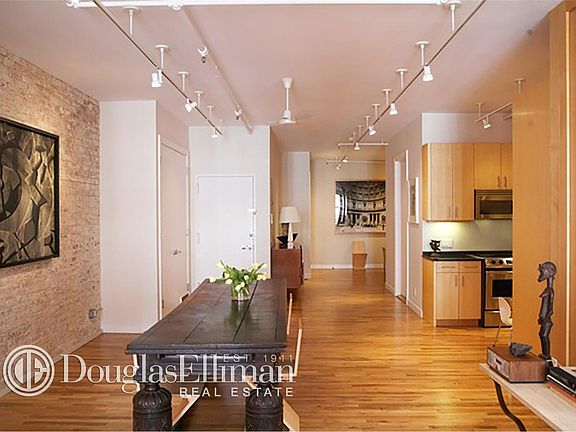 3rd image of 180 Duane St APT 3