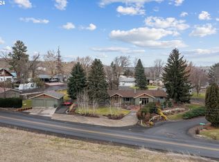 43642 McKay Dr, Pendleton, OR 97801