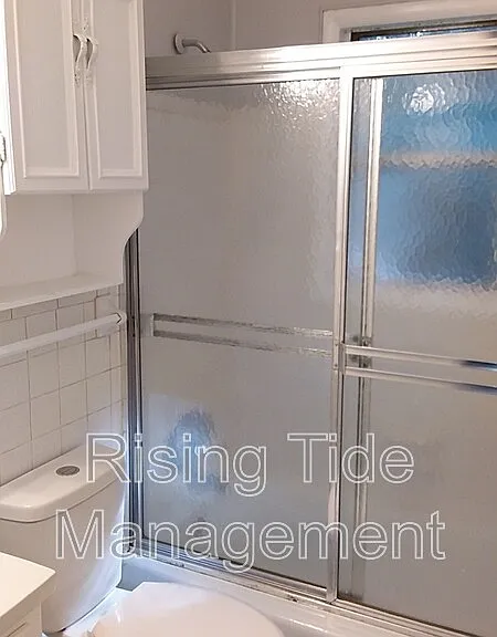 700 Biscayne Dr — Photo 13